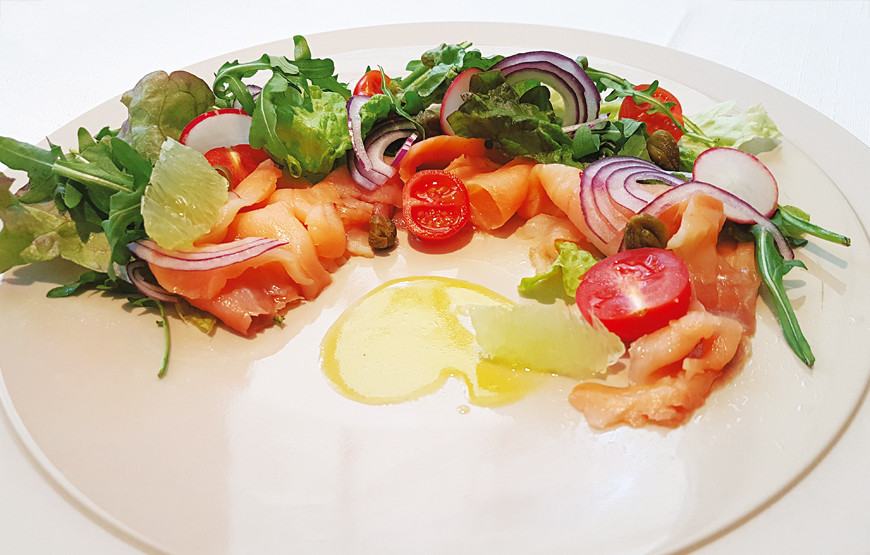Salada-Fresca-de-Salmão-(1).jpg