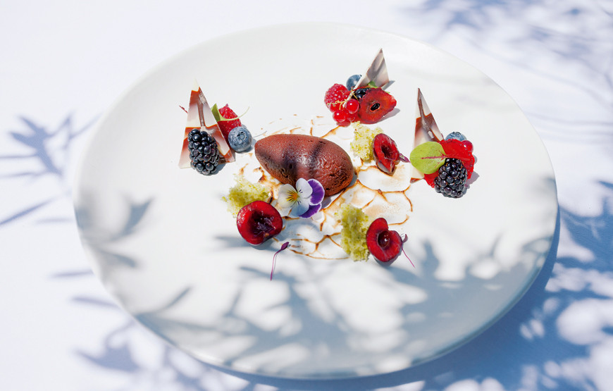 Parfait-de-chocolate-com-chocolate-e-bagas.jpg
