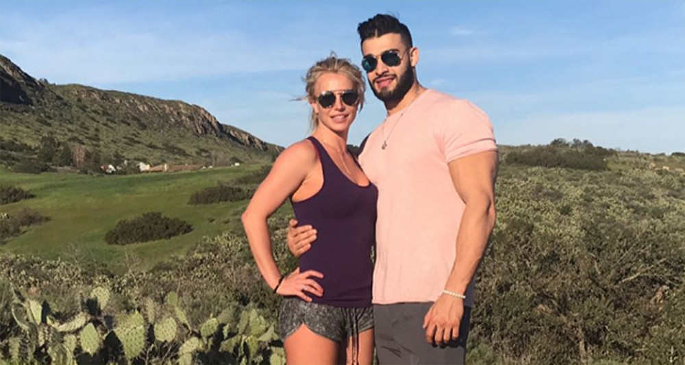 britney-spears-celebrates-boyfriend-sam-23-birthday-social.jpg
