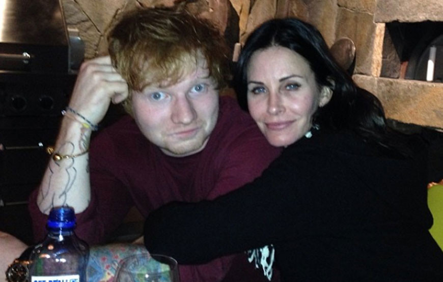 Ed Sheeran e Courteney Cox.jpg