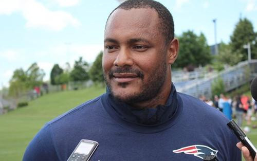 710x380-20140618-will-smith-media--nfl_large_580_1000.jpg