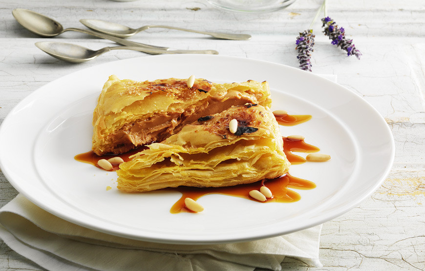 folhados-com-creme-de-avela.jpg