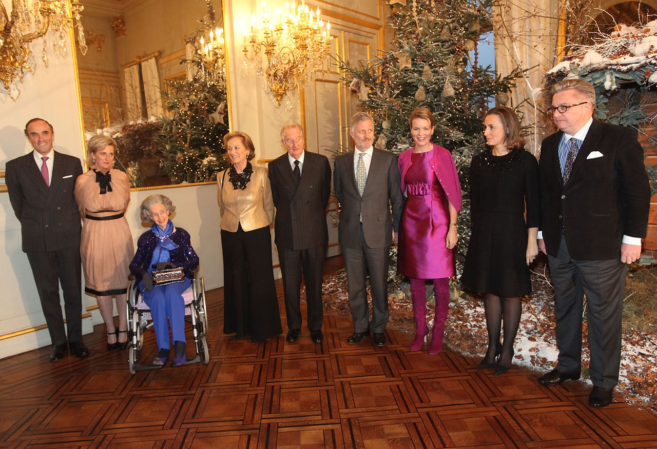 Lorenz, Astrid, Fabíola, Paola, Alberto, Philippe, Mathilde, Claire e Laurent da Bélgica.JPG