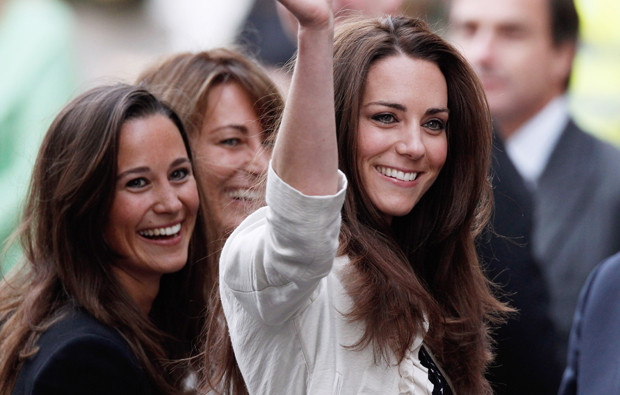 Pippa e Kate Middleton.jpg