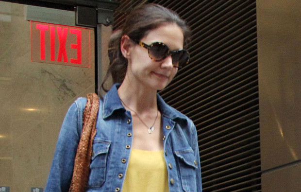 Katie Holmes.jpg