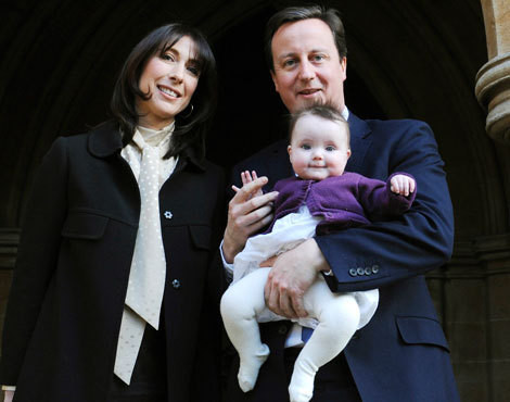 David e Samantha Cameron com Florence Rose