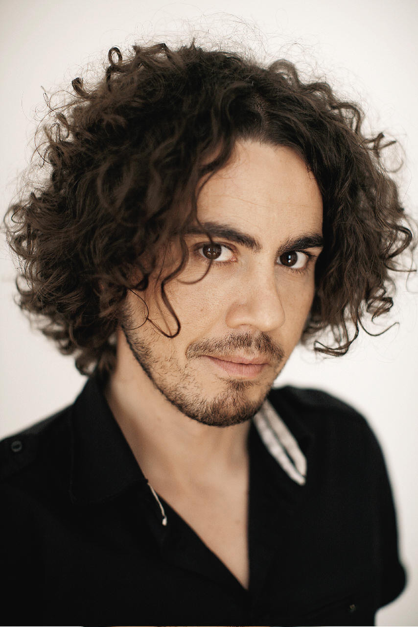Tiago Salazar.jpg