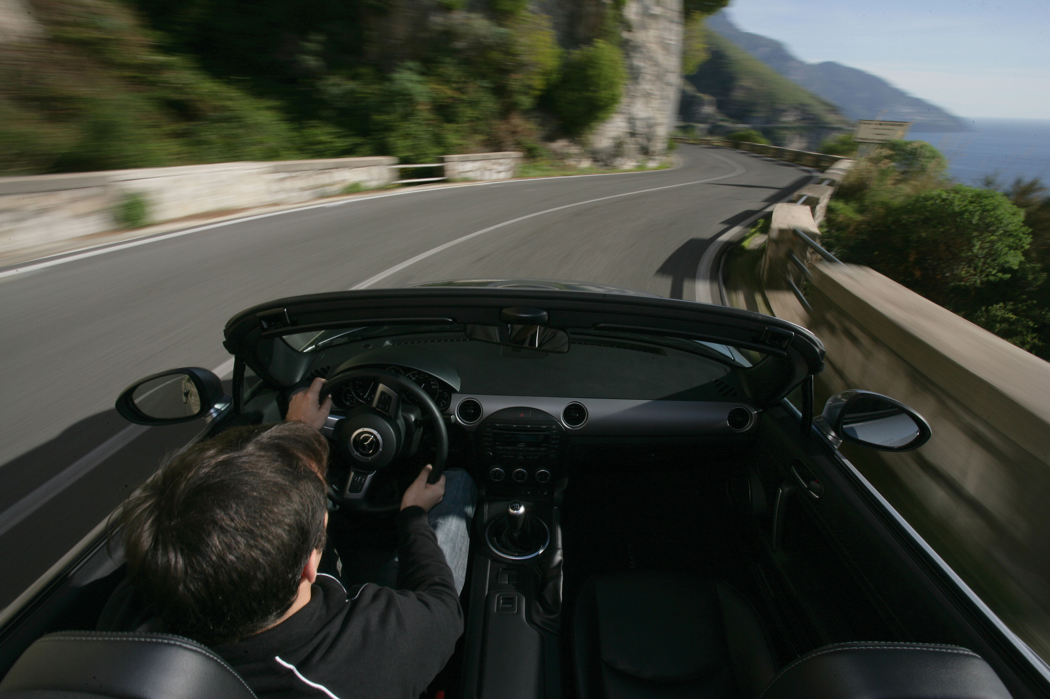 MX-5FL_action11__jpg300.jpg