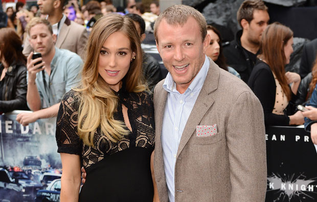 Jacqui Ainsley e Guy Ritchie.jpg