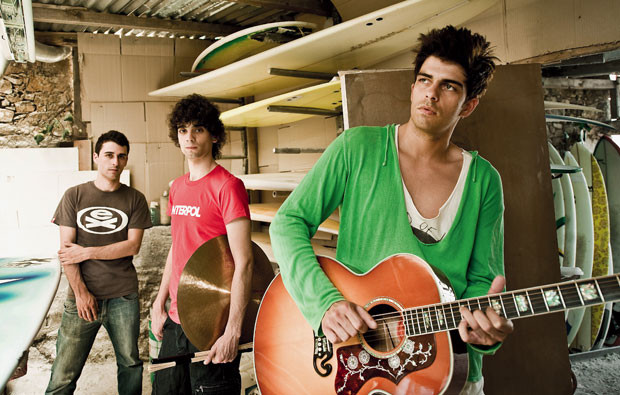 5-Pitt-Broken-surf-Rita-Car.jpg