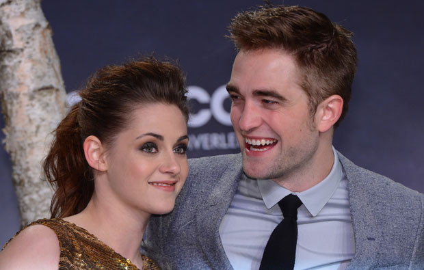 Kristen Stewart e Robert Pattinson.jpg