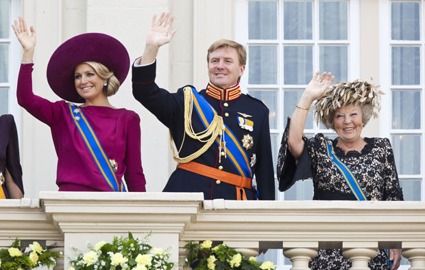 Máxima, Guilherme e Beatriz da Holanda.jpg