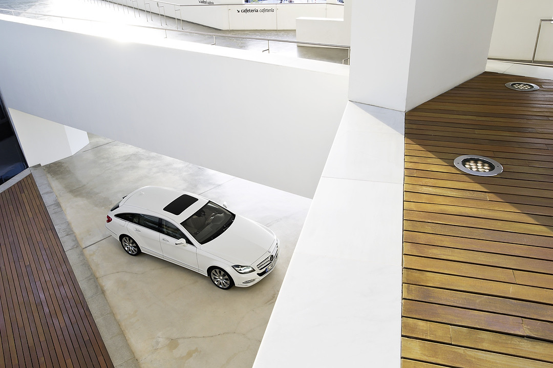 12C637_252.jpg