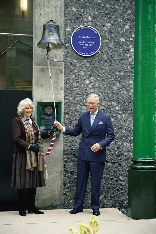Camilla Parker Bowles e Carlos de Inglaterra.jpg