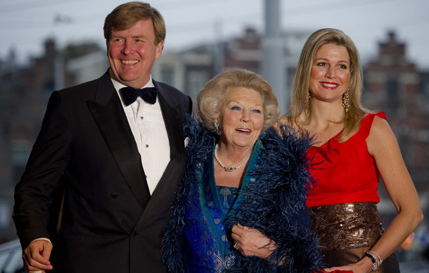 Guilherme, Beatriz e Máxima da Holanda.jpg