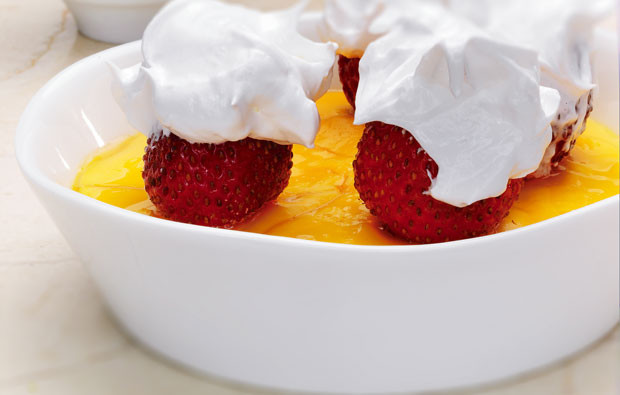 Doces-de-gemas-com-morangos.jpg
