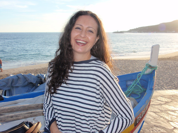Paula Almeida.jpg