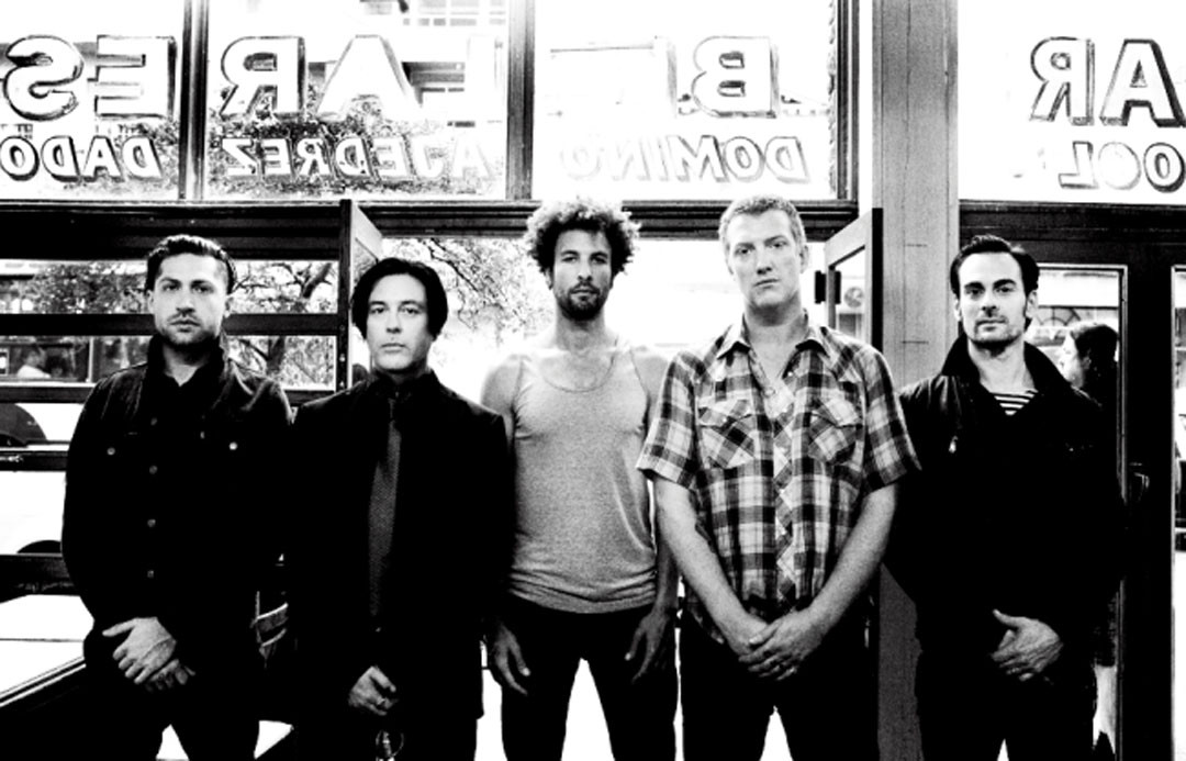 Queens-of-the-Stone-Age_bx.jpg