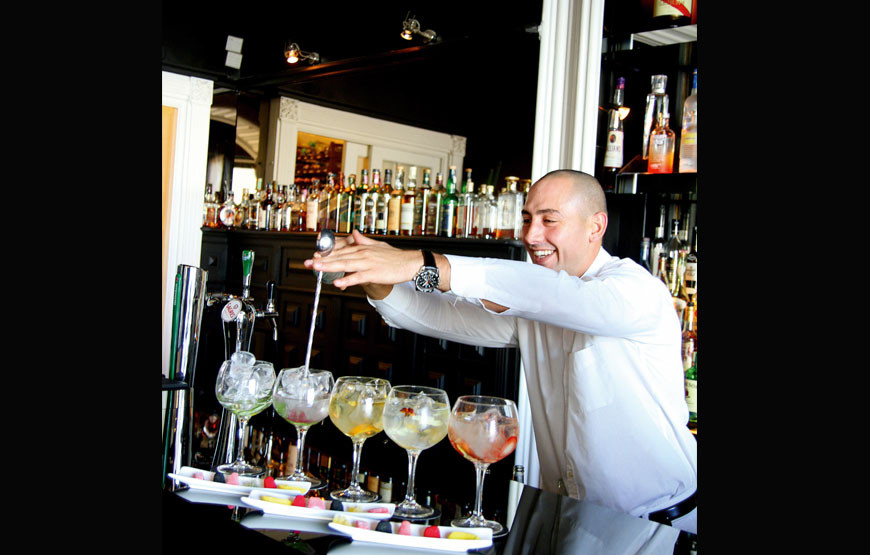 Bar.jpg