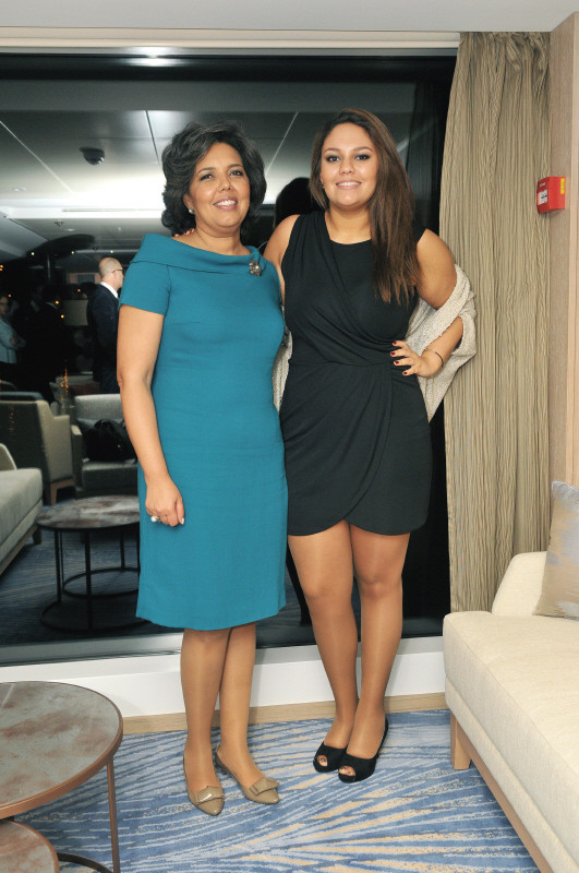 Laura Ferreira com a filha, Teresa.jpg