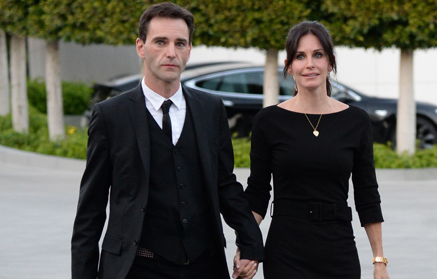 Johnny McDaid e Courteney Cox.jpg