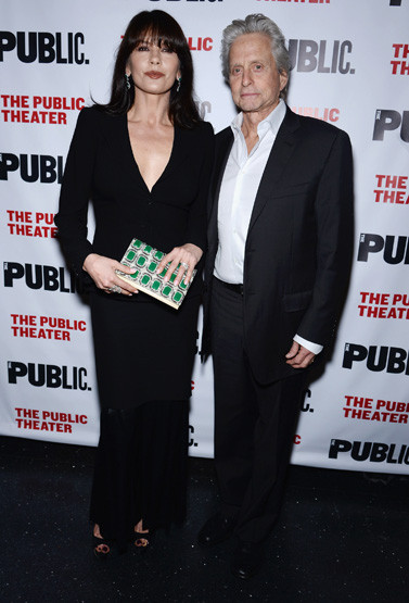 Catherine Zeta-Jones e Michael Douglas.jpg