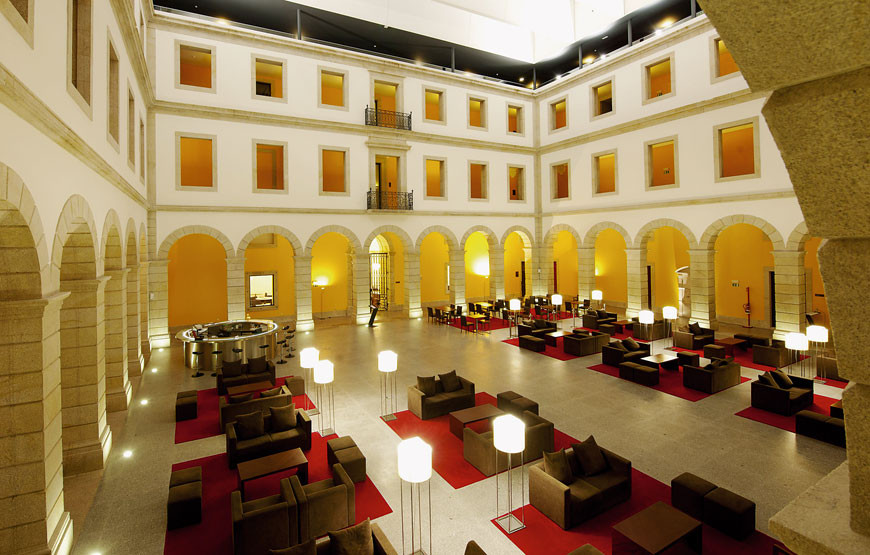 2-VISEU-CLAUSTRO-GRAO-VASCO.jpg