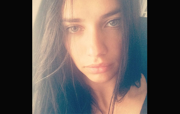 adriana-lima.jpg