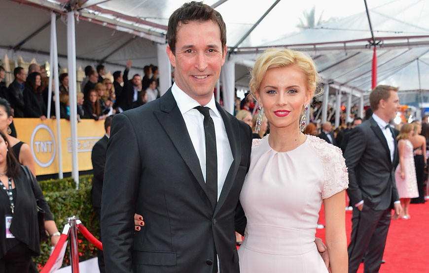 Noah Wyle e Sara Wells.jpg