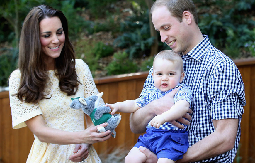 Catherine e William com o filho, George.jpg