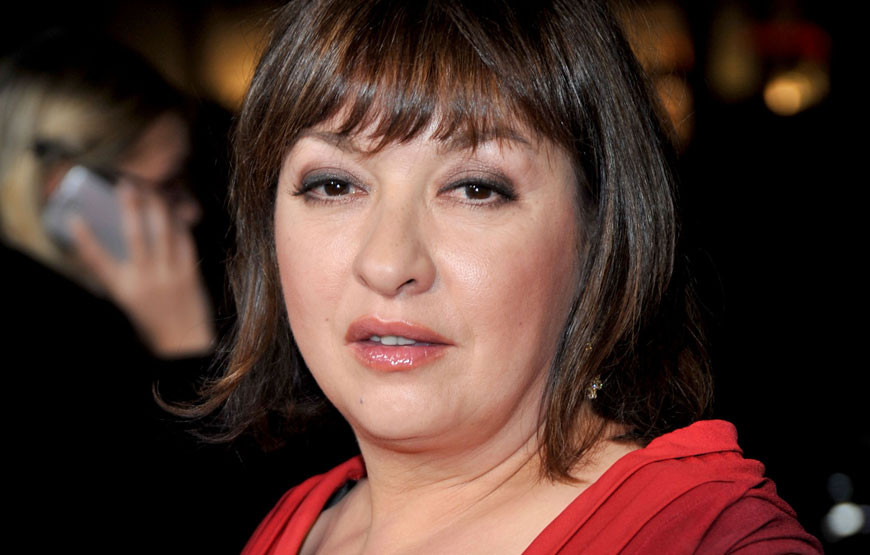 Elizabeth Peña.jpg