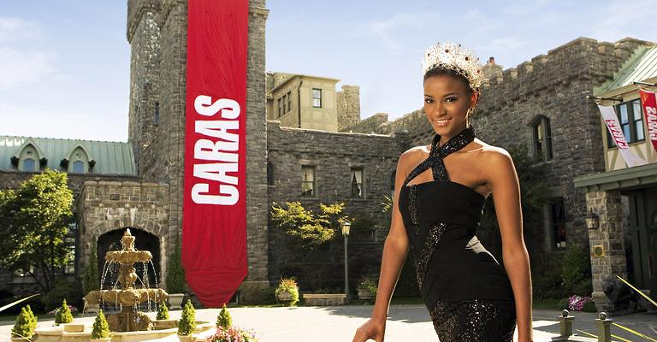 Leila Lopes.jpg