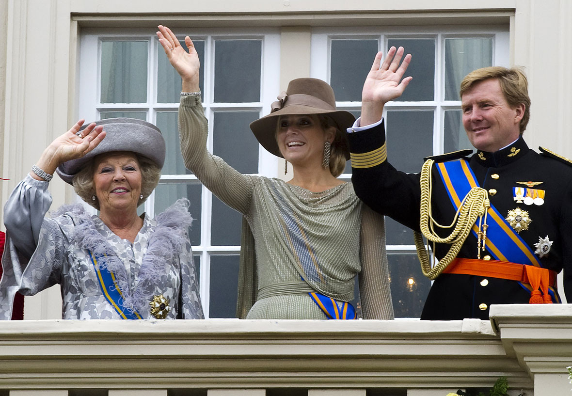 Beatriz, Máxima e Guilherme da Holanda.jpg