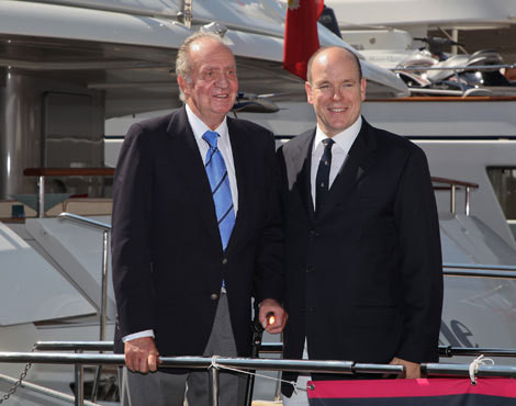 Rei Juan Carlos de Espanha com o príncipe Alberto do Mónaco