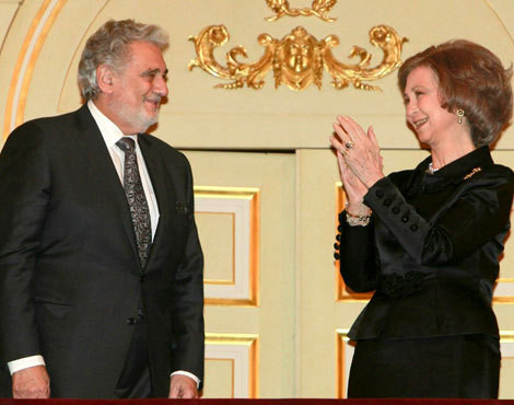 Plácido Domingo e rainha Sofía de Espanha