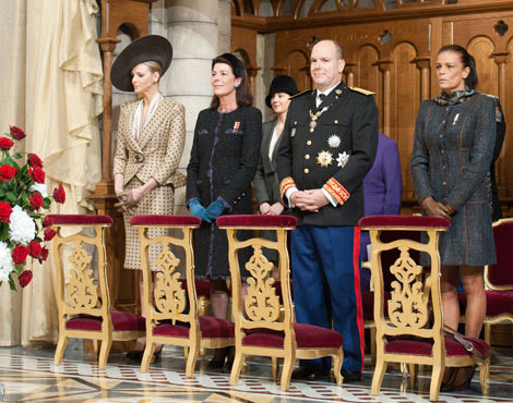 Charlene Wittstock e os príncipes Alberto, Carolina e Stéphanie