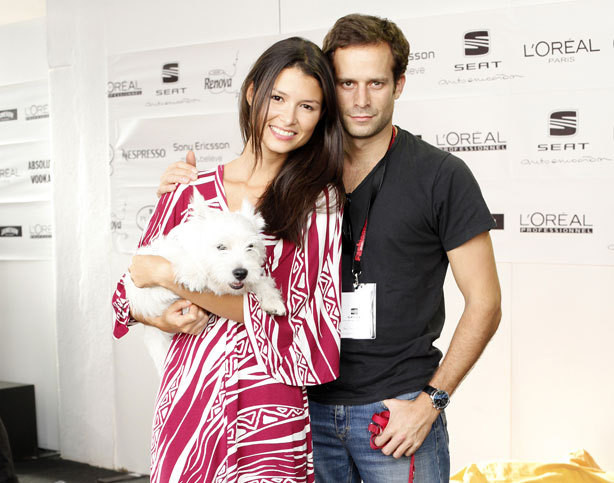 Milena Cardoso com o namorado, Jean Philippe Kuss, e o cão, Elvis