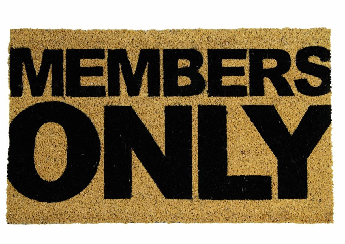 MEMBERS ONLY. Tapete da PT, com 75x45cm, na Tom Tom Shop.