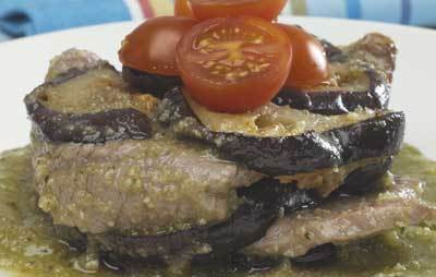 Mil-folhas de vitela com beringela e pesto