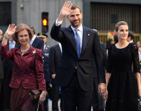 Rainha Sofía e príncipes das Astúrias