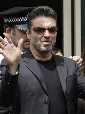 George Michael preso por posse de drogas