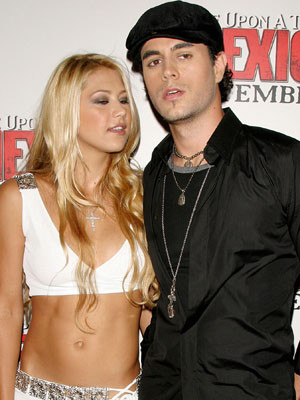 Enrique Iglesias e Anna Kournikova já não vivem juntos