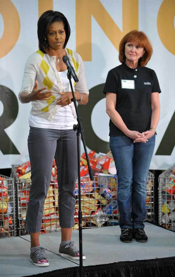 Michelle Obama na sede do Banco Alimentar de Washington