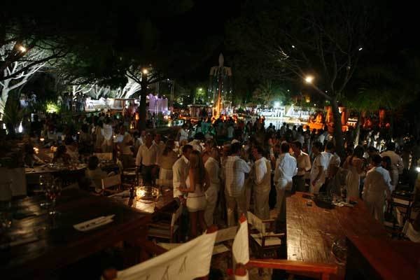 Festa do Branco anima Nikki Beach 