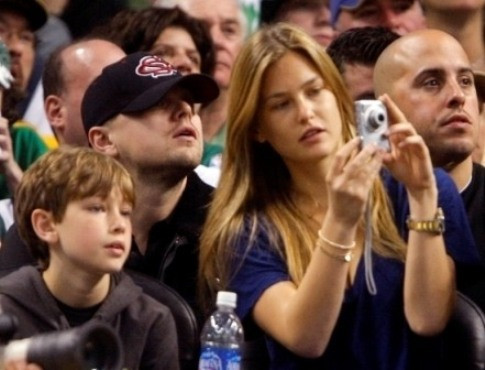 Leonardo DiCaprio e Bar Refaeli 