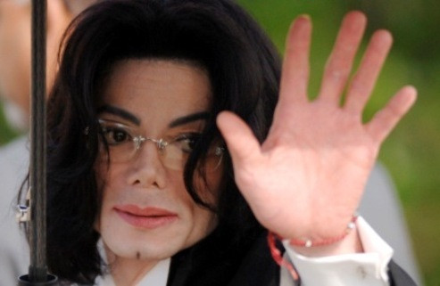 users_0_12_michael-jackson-7b18.jpg
