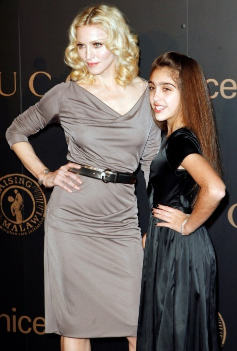 Madonna e Lourdes Maria