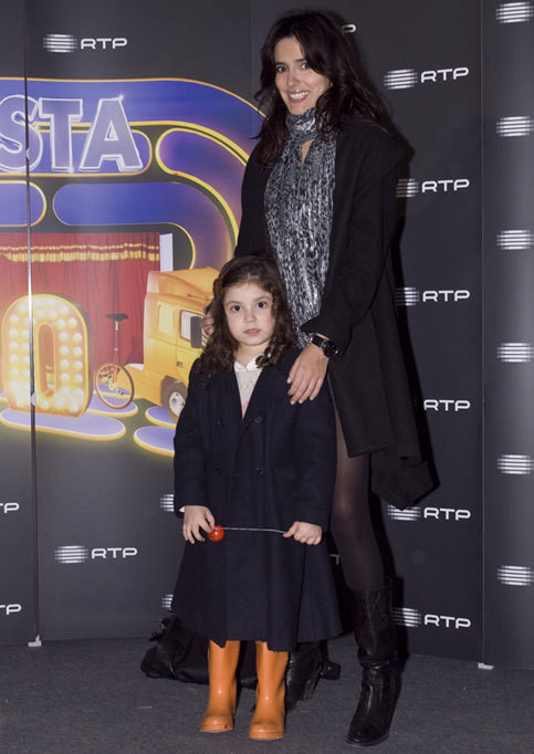 Marta Leite de Castro com a filha, Mia