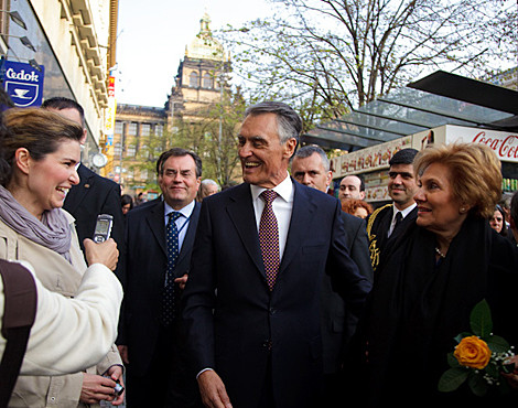 users_0_10_cavaco-silva-praga-ff3a.jpg