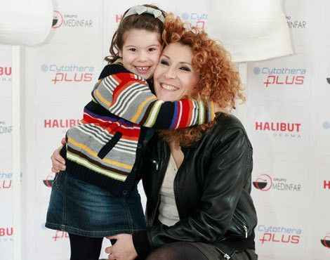 Mafalda Vilhena e a filha Júlia 